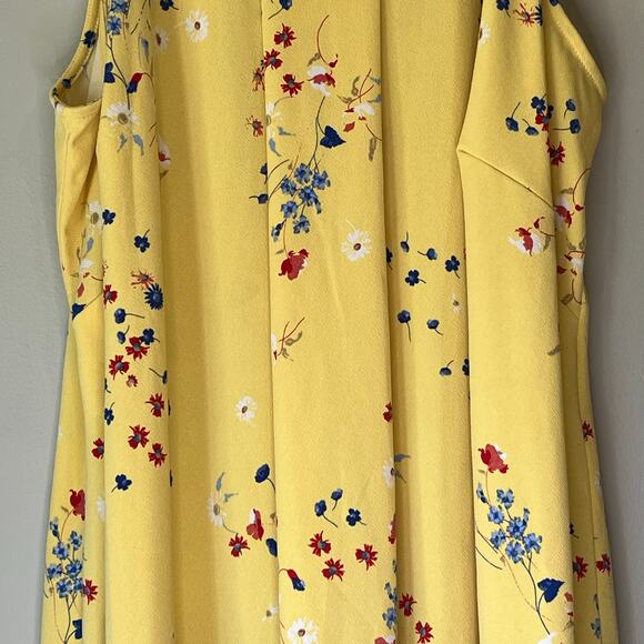 Charter Club Yellow / Navy Blue Floral Halter Tank Top Size 1X - Picture 10 of 13